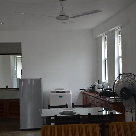 Ripple Reach Apartments Galle Extérieur photo