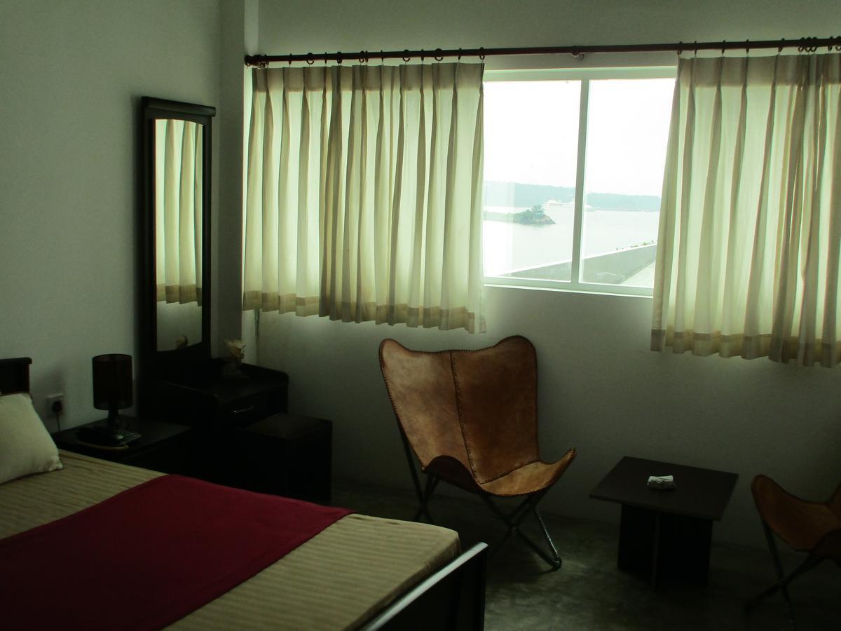 Ripple Reach Apartments Galle Extérieur photo