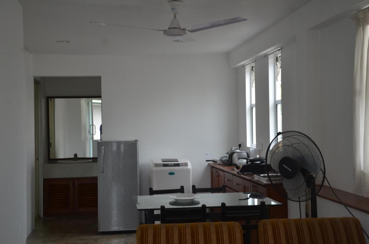 Ripple Reach Apartments Galle Extérieur photo