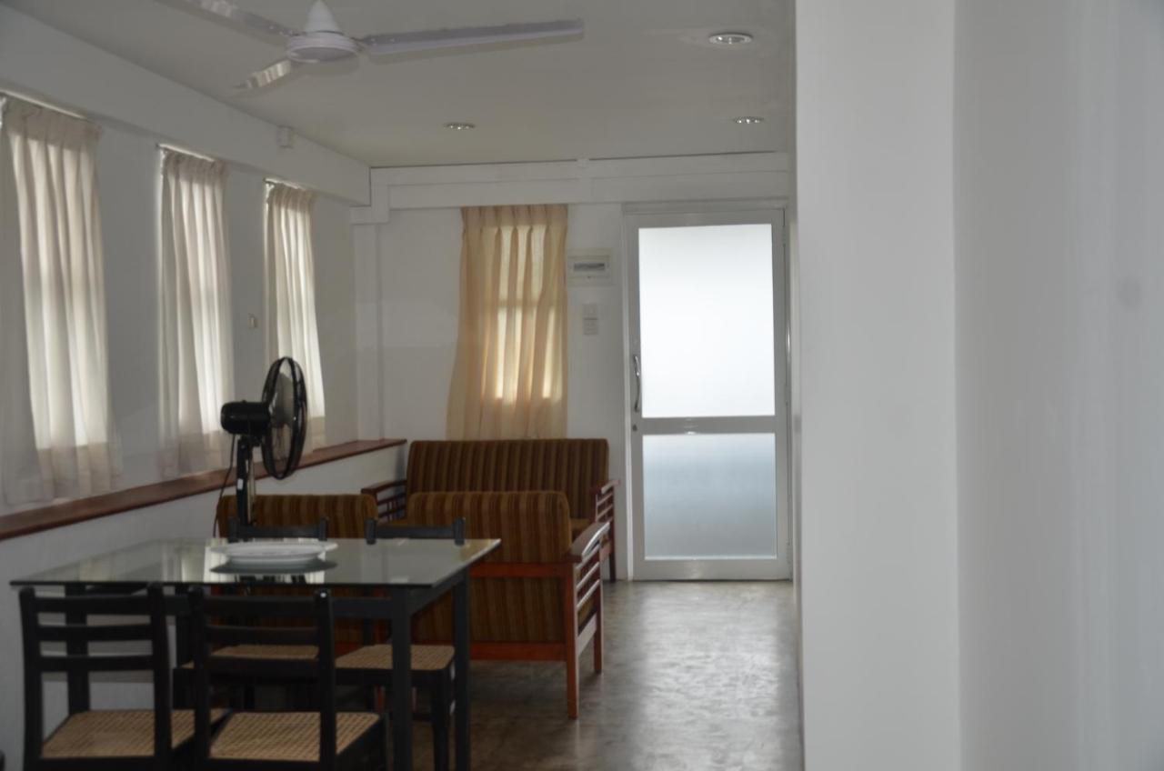 Ripple Reach Apartments Galle Extérieur photo